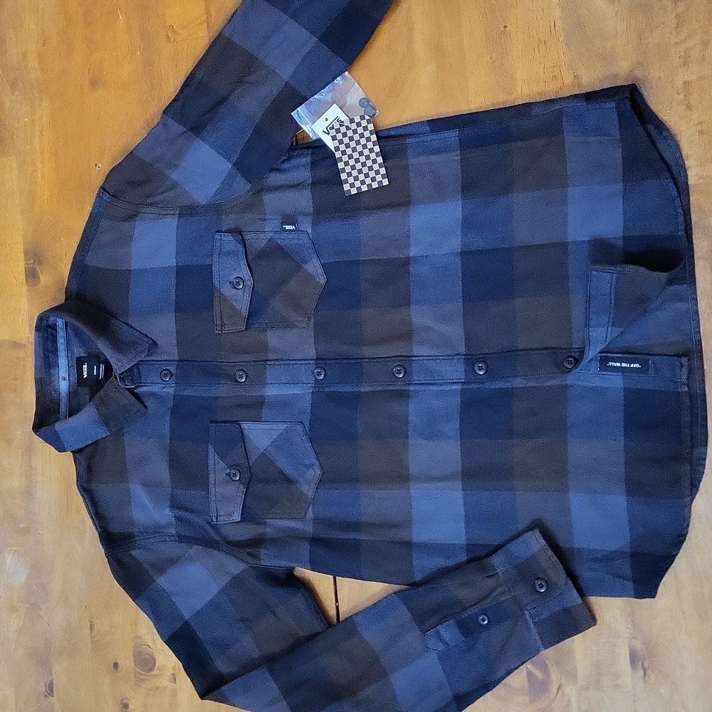 Vans Blue & Brown Plaid Button Down Shirt/NWT/ Tailored Fit Medium